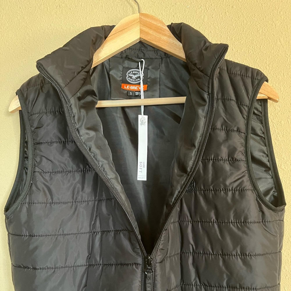 Packable Sleeveless Vest